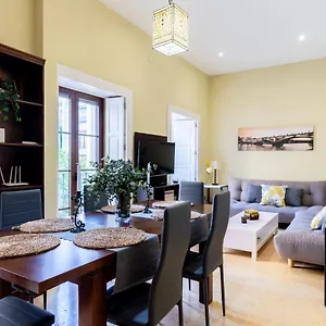 Exclusiva Casa En Centro Holiday home Seville